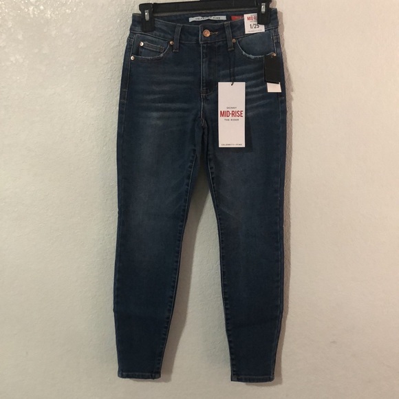 Celebrity Pink Juniors Skinny Mid-Rise The Rider Jeans - Picture 10 of 10